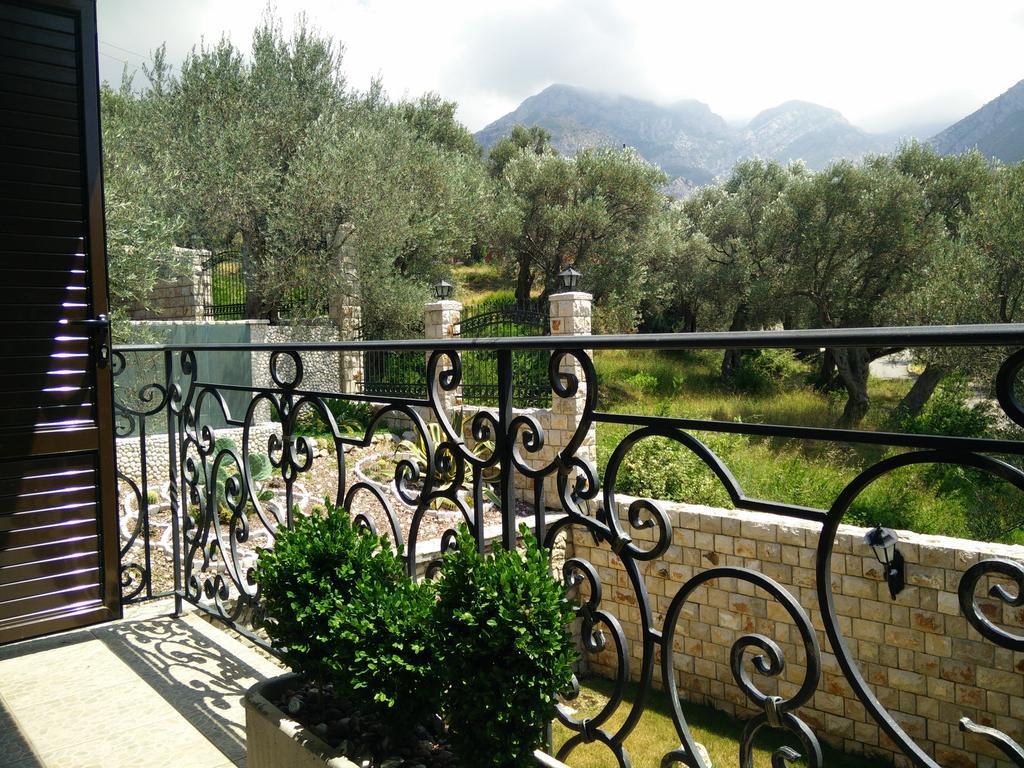 Apartments Villa St. Бар Екстериор снимка